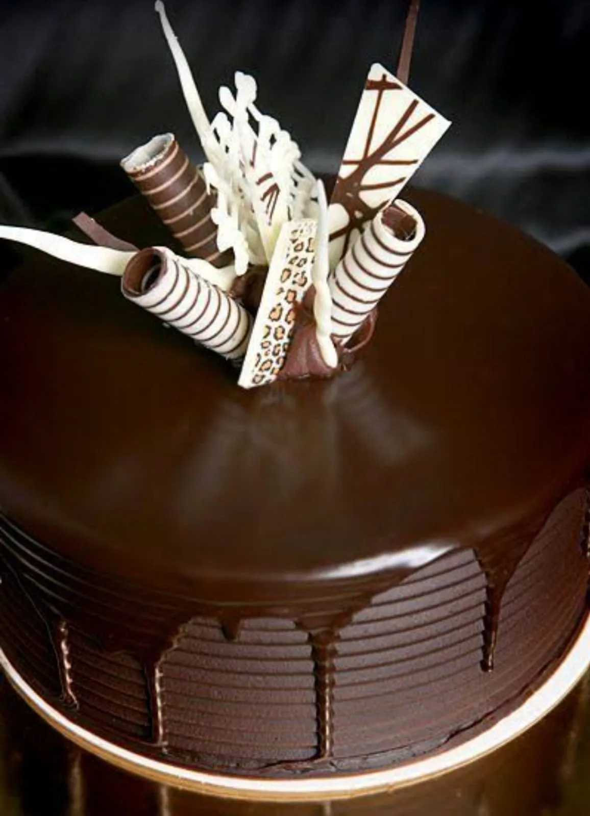 Chocolate Truffle Cake Class course image 3